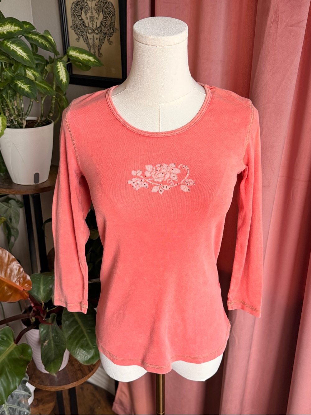 Vintage Y2K xcit u.s.a. Coral Pink Floral Bedazzled 3/4 Sleeve Top